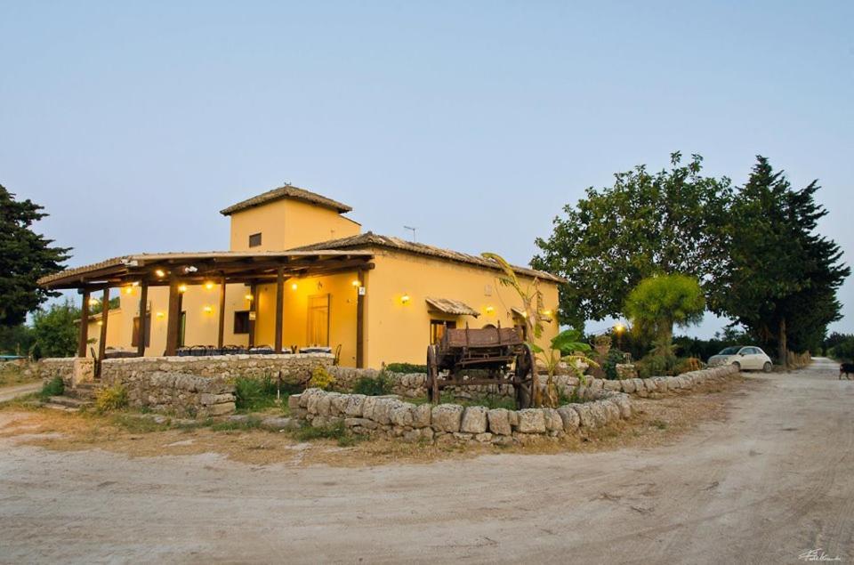 Agriturismo Torre Vendicari 诺托 外观 照片